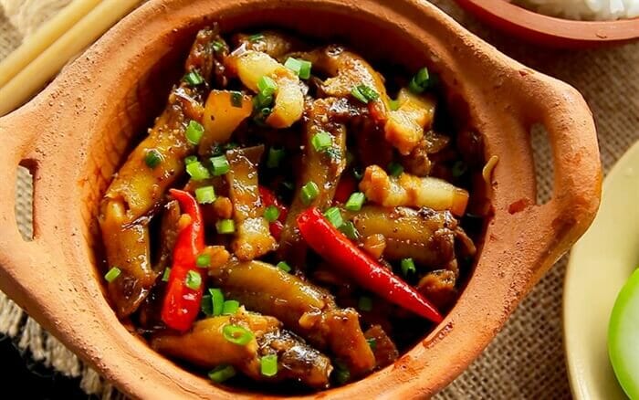 cá bống kho thịt ba chỉ