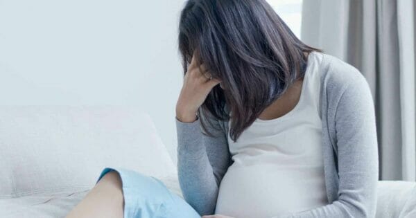 dau hieu dau bung khi mang thai4 1