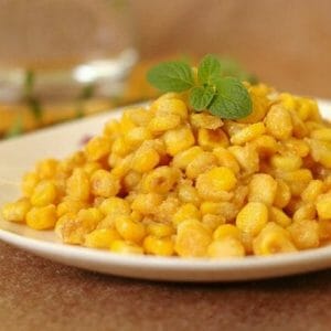 Cách làm ngô chiên vàng rụm giòn tan cho bé yêu