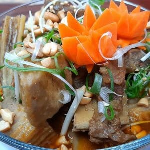 3 cách nấu sườn bò hầm mềm ngon đơn giản dễ làm tại nhà