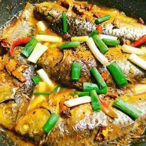 Cách làm cá rô kho nghệ thơm nức mũi tốt cho sức khoẻ - YummyDay