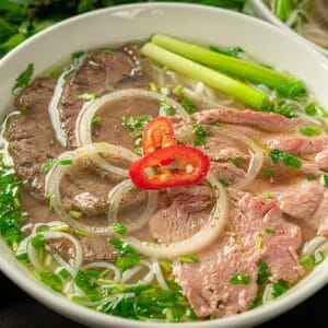 cach nau pho bo nam dinh chuan vi thom ngon nhu hang quan 202201250313281452