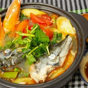 CÁCH NẤU CANH CHUA ĐẦU CÁ HỒI ĐƠN GIẢN KHÔNG TANH TẠI NHÀ - CKK - YouTube